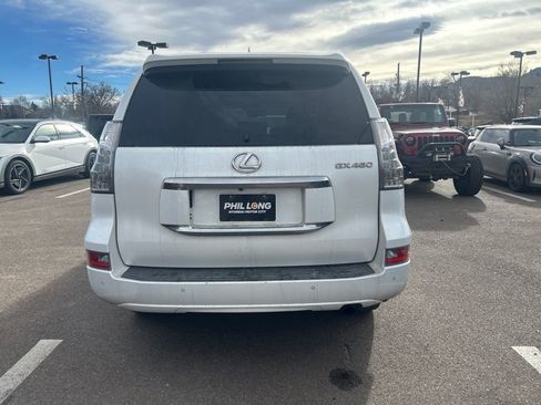 Used 2019 Lexus GX 460 image 11