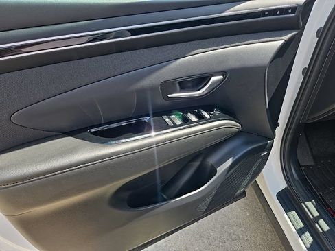 Used 2022 Hyundai Tucson Limited AWD/4WD image 32
