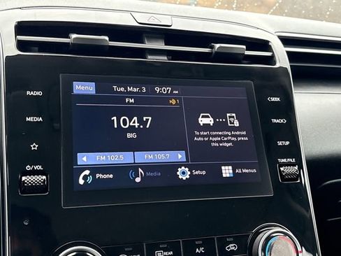 Used 2023 Hyundai Tucson SE image 16