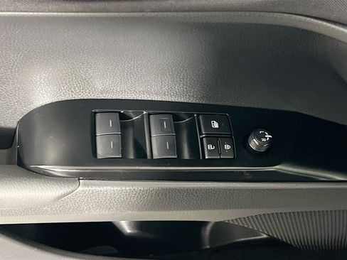 Used 2025 Toyota Camry LE w/ Convenience Package FWD image 16