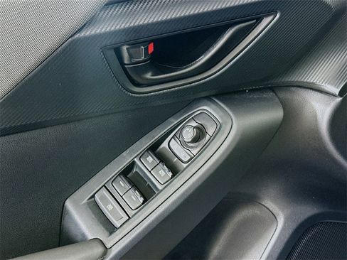 Used 2024 Subaru Crosstrek 2.0i Premium image 21