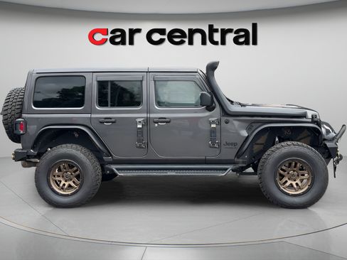 Used 2021 Jeep Wrangler Unlimited Sport AWD/4WD image 7
