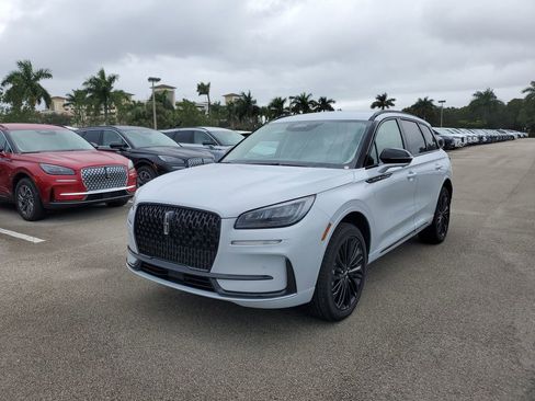 New 2026 Lincoln Corsair Premiere AWD/4WD image 2
