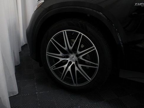 New 2025 Mercedes-Benz GLC 43 AMG 4MATIC image 12