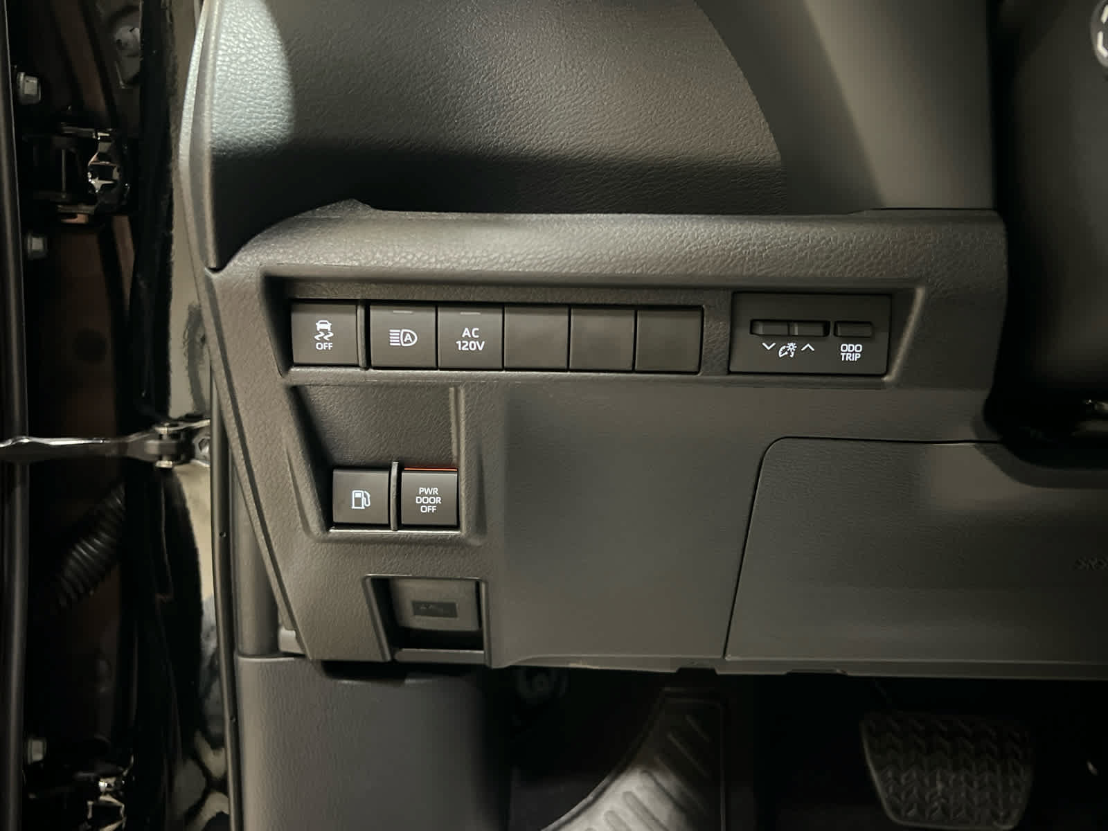 New 2026 Toyota Sienna Limited AWD/4WD image 22