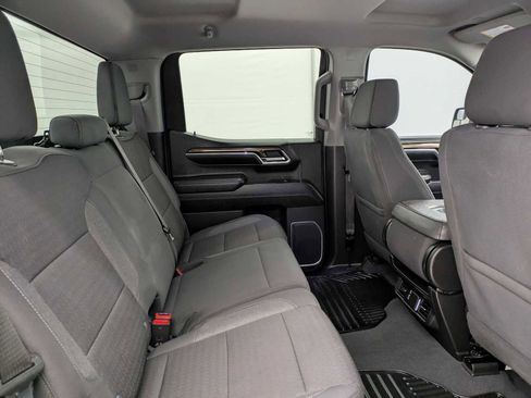 Used 2023 Chevrolet Silverado 1500 RST w/ Z71 Off-Road Package image 22