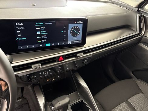 New 2026 Kia Sorento LX FWD image 32