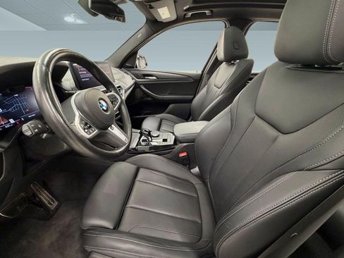 Used 2024 BMW X3 xDrive30i w/ Premium Package AWD/4WD image 4