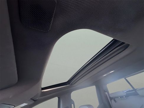 Used 2019 GMC Sierra 1500 SLT w/ SLT Premium Plus Package image 15