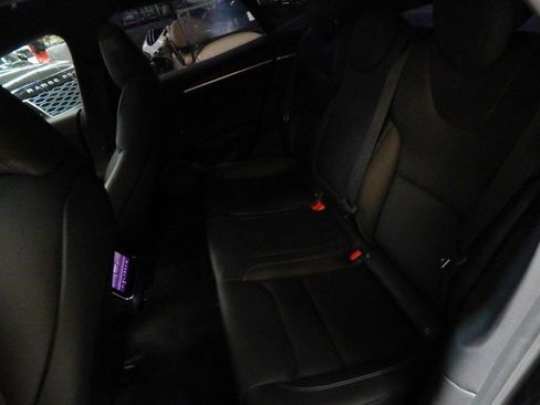 Used 2021 Tesla Model S Plaid image 19