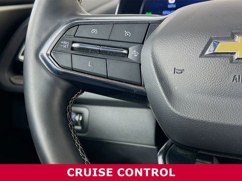 Certified 2025 Chevrolet Traverse LT image 15