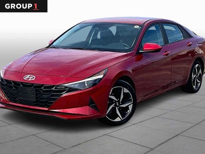 Used 2023 Hyundai Elantra SEL w/ Convenience Package