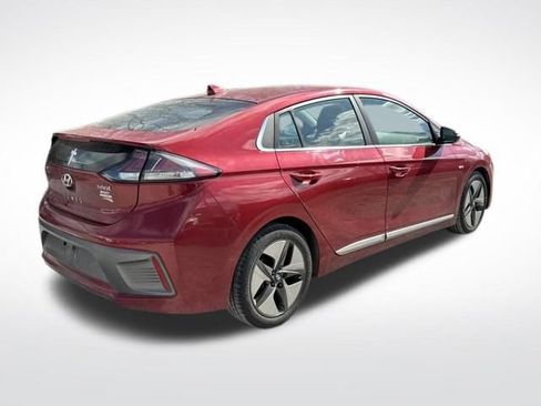 Used 2020 Hyundai Ioniq SEL image 6