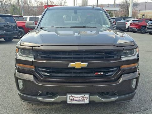 Used 2018 Chevrolet Silverado 1500 LT w/ All Star Edition image 2