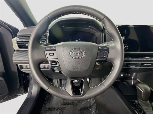 Certified 2025 Toyota Camry SE image 11