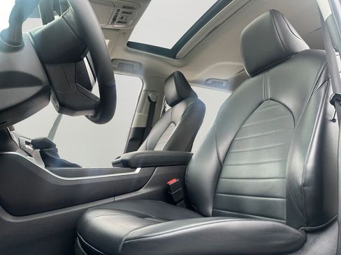 Used 2023 Toyota Corolla XSE image 24