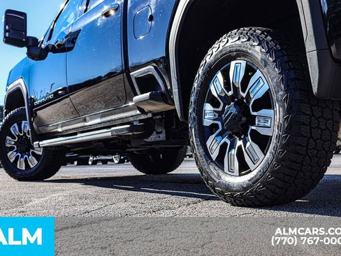 Used 2024 GMC Sierra 3500 Denali w/ Denali Reserve Package image 17