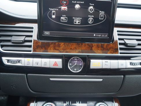 Used 2016 Audi A8 L 4.0T w/ Driver Assistance Package image 40