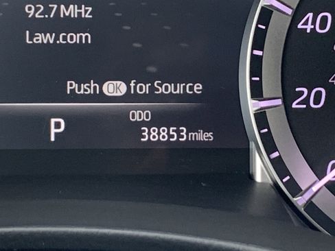 Used 2023 Toyota Highlander XSE image 22