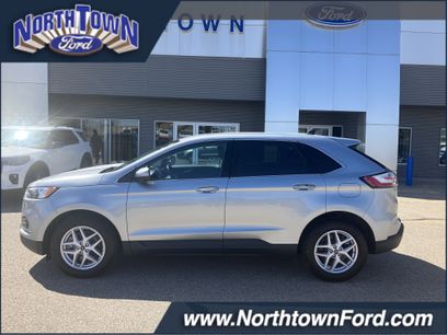 Used 2024 Ford Edge SEL w/ Convenience Package