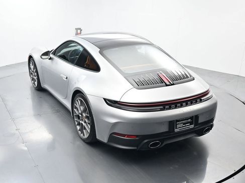 Certified 2026 Porsche 911 Carrera image 38