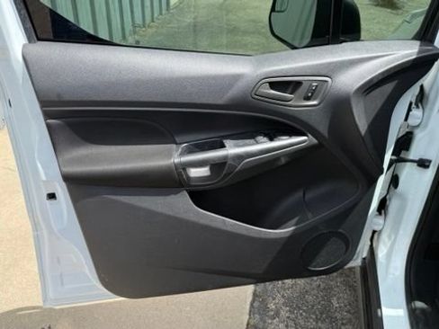 Used 2016 Ford Transit Connect XL FWD image 12