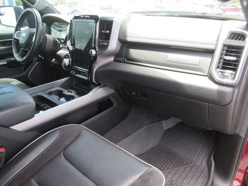 Used 2023 RAM 1500 Laramie AWD/4WD image 12