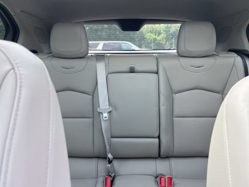 Used 2023 Cadillac XT4 Premium Luxury FWD image 35