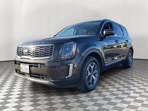 Used 2020 Kia Telluride EX w/ Towing Package image 3