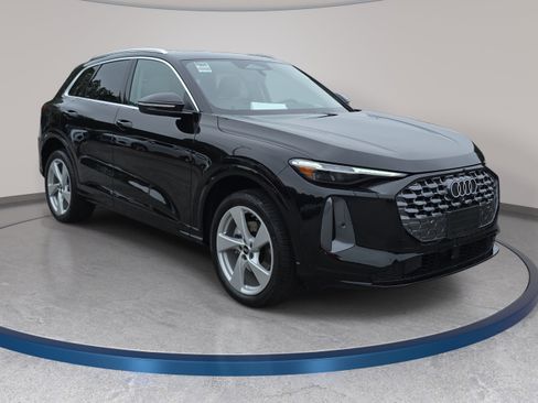 New 2026 Audi Q5 Premium AWD/4WD image 3