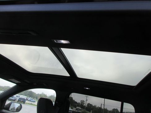 New 2026 Buick Enclave Avenir image 16