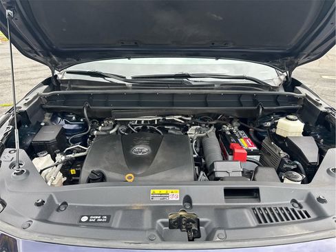 Used 2021 Toyota Highlander XSE image 16