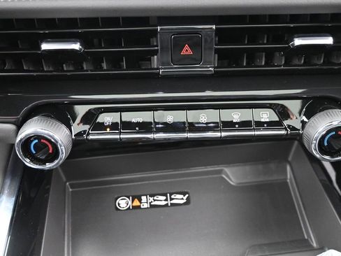 New 2026 Chevrolet Tahoe Premier image 24