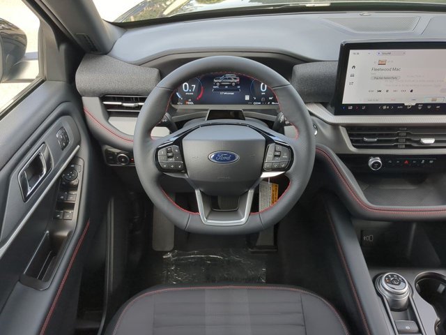 New 2026 Ford Explorer ST-Line w/ ST-Line Street Pack RWD image 18