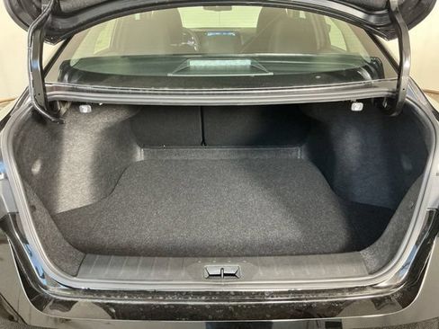 New 2026 Nissan Sentra SV w/ SV Convenience Package FWD image 23