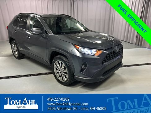 Used 2019 Toyota RAV4 XLE Premium w/ Cold Weather Package AWD/4WD image 1