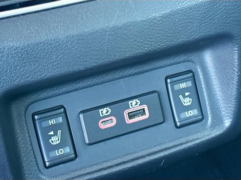 Used 2022 Nissan Maxima Platinum w/ Sport Mat Group FWD image 27