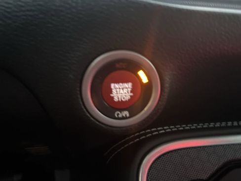 Used 2018 Dodge Challenger SRT w/ Technology Group image 43