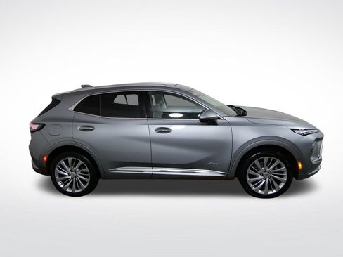 Used 2026 Buick Envision Avenir AWD/4WD image 2