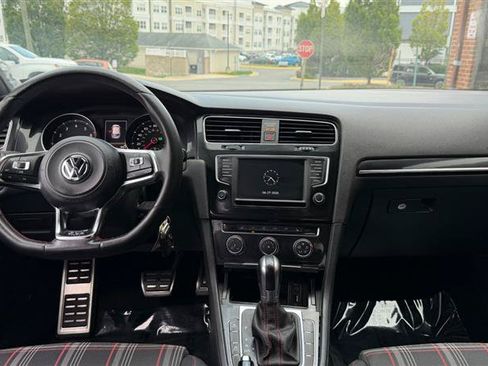 Used 2016 Volkswagen GTI S FWD image 21