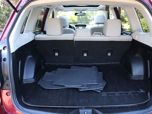 Used 2015 Subaru Forester 2.5i Premium w/ Popular Package #2 AWD/4WD image 16