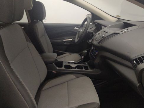 Used 2017 Ford Escape SE FWD image 21
