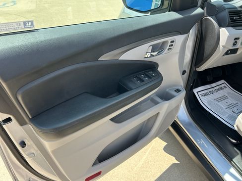Used 2019 Honda Pilot EX-L image 12