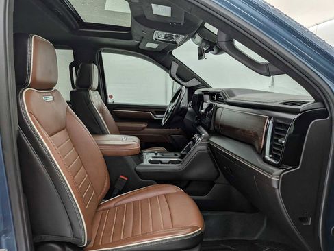 Used 2024 GMC Sierra 2500 Denali Ultimate image 24