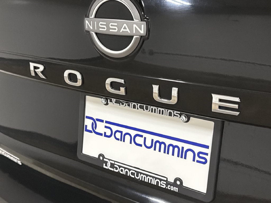 Used 2023 Nissan Rogue Platinum AWD/4WD image 26