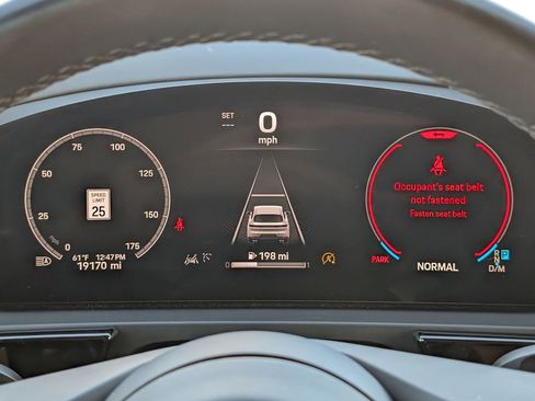 Used 2024 Porsche Cayenne image 13