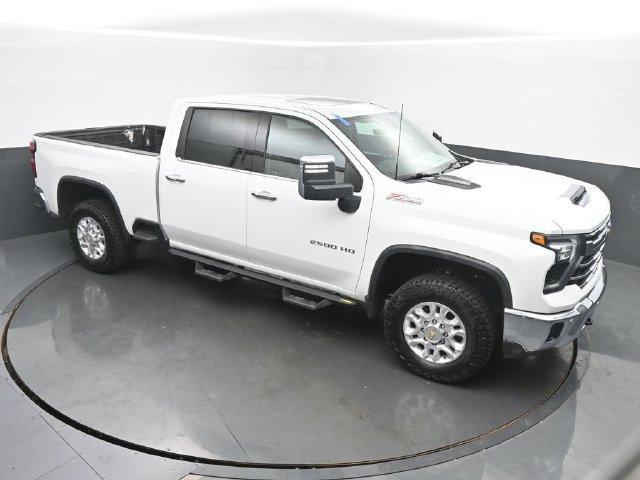Used 2025 Chevrolet Silverado 2500 LTZ w/ LTZ Premium Package AWD/4WD image 41