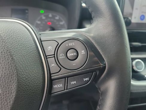 Used 2023 Toyota Corolla Cross AWD Hybrid image 20