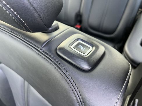 New 2026 Jeep Grand Wagoneer Summit image 30