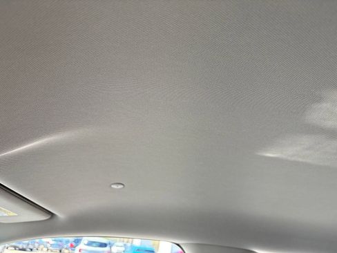 Used 2025 Honda HR-V LX image 21